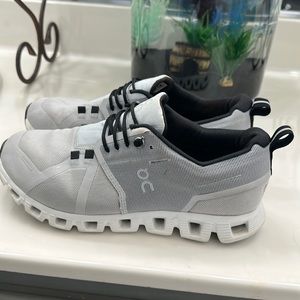 On Cloud running shoes